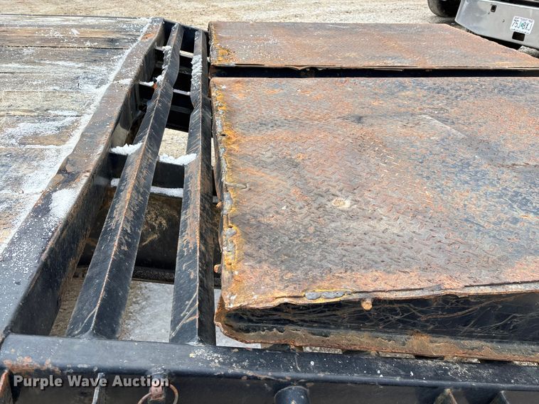 image for item EN5872 2016 PJTM equipment trailer