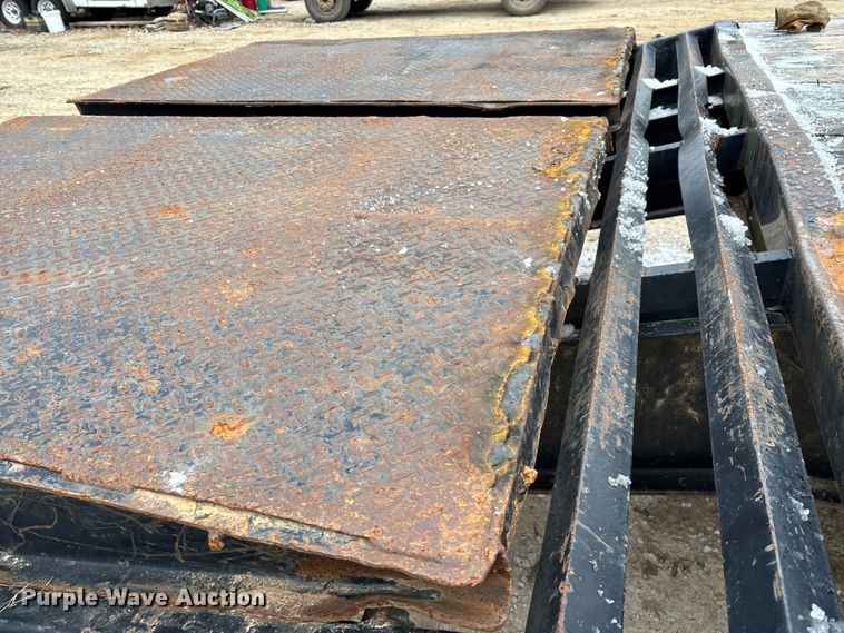 image for item EN5872 2016 PJTM equipment trailer