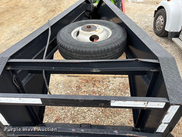 image for item EN5872 2016 PJTM equipment trailer