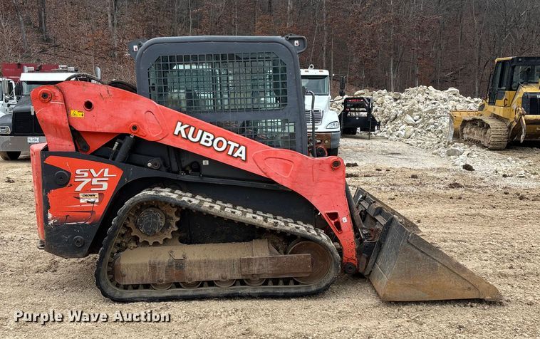 image for item EN5873 2013 Kubota SVL75 tracked skid steer loader