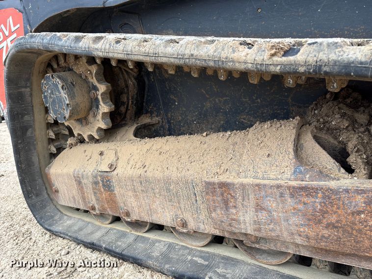 image for item EN5873 2013 Kubota SVL75 tracked skid steer loader