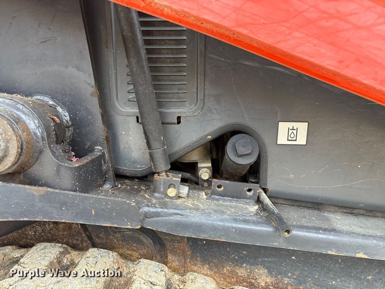 image for item EN5873 2013 Kubota SVL75 tracked skid steer loader