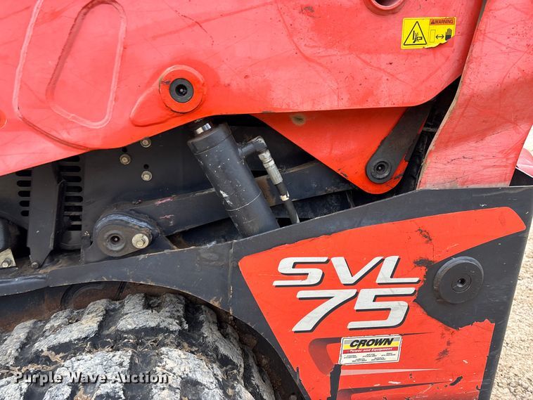image for item EN5873 2013 Kubota SVL75 tracked skid steer loader