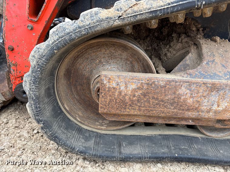 image for item EN5873 2013 Kubota SVL75 tracked skid steer loader