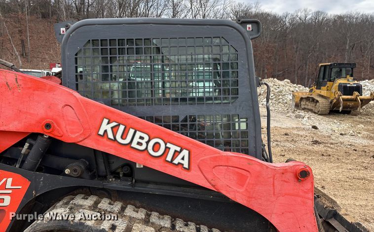 image for item EN5873 2013 Kubota SVL75 tracked skid steer loader