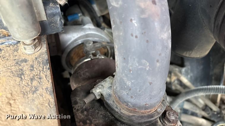 image for item EN5873 2013 Kubota SVL75 tracked skid steer loader