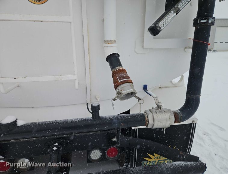 image for item EO4863 1991 Peterbilt 378 tank truck