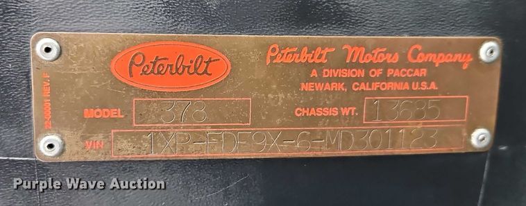 image for item EO4863 1991 Peterbilt 378 tank truck