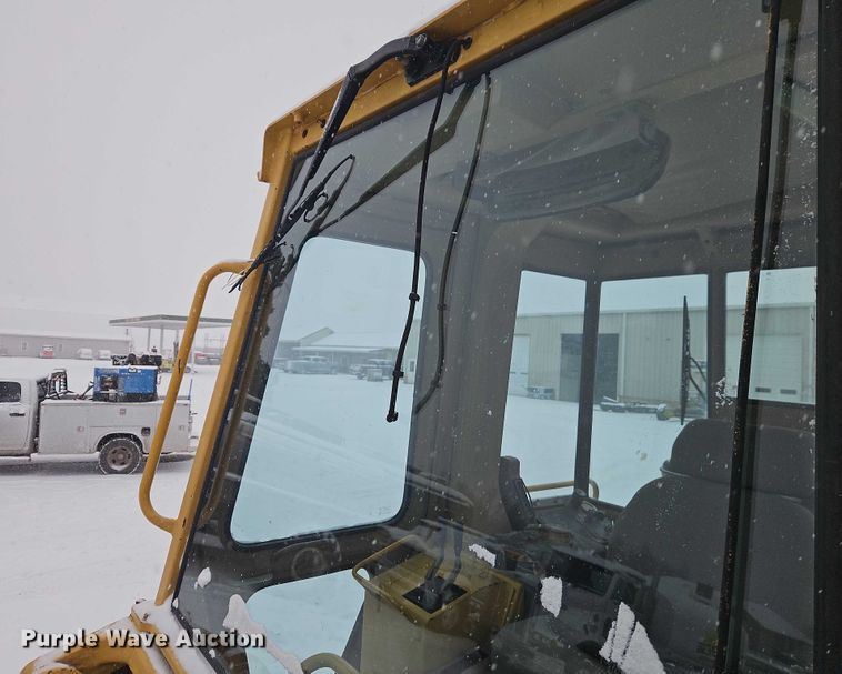 image for item EO4864 1991 Caterpillar 963 track loader