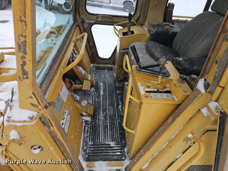 image for item EO4864 1991 Caterpillar 963 track loader