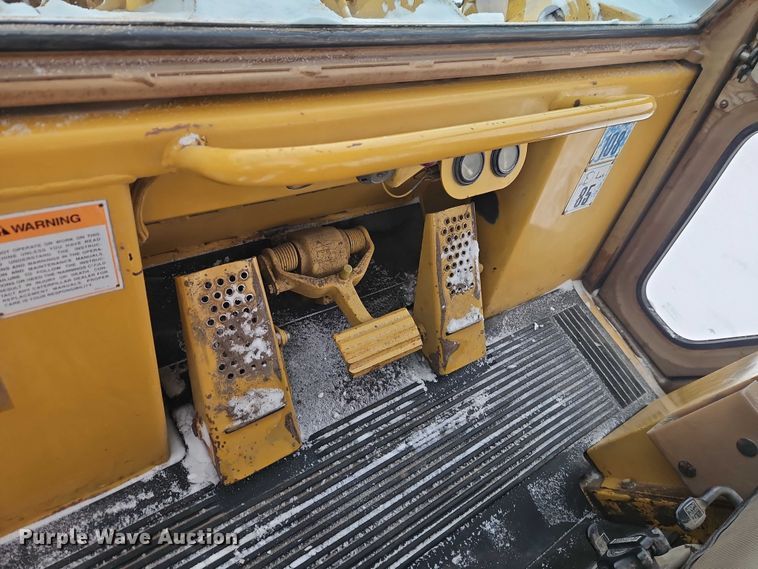 image for item EO4864 1991 Caterpillar 963 track loader