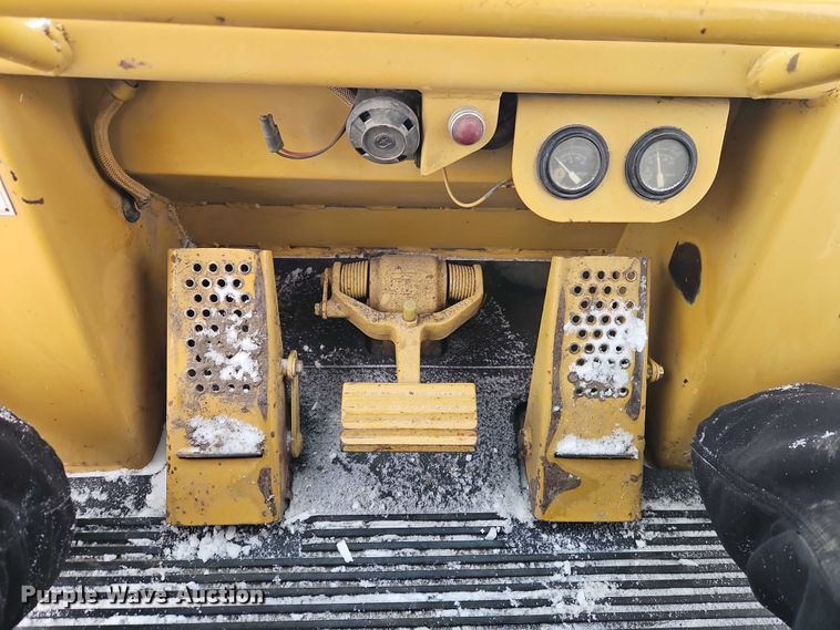 image for item EO4864 1991 Caterpillar 963 track loader