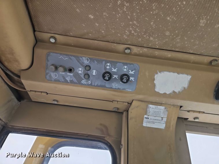 image for item EO4864 1991 Caterpillar 963 track loader