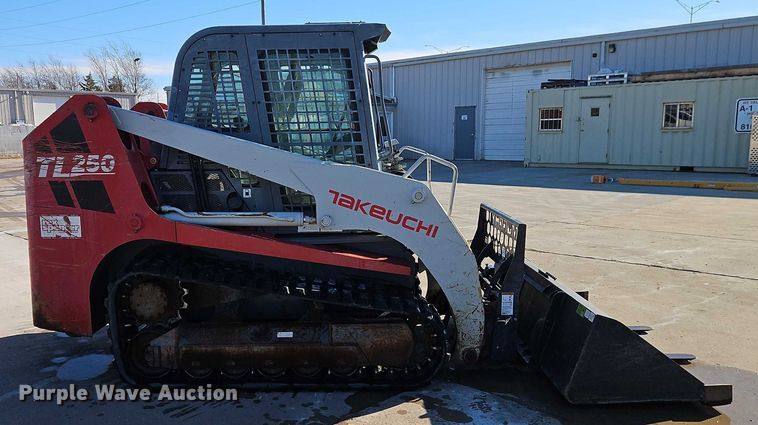 image for item EO4871 2012 Takeuchi TL250 tracked skid steer loader