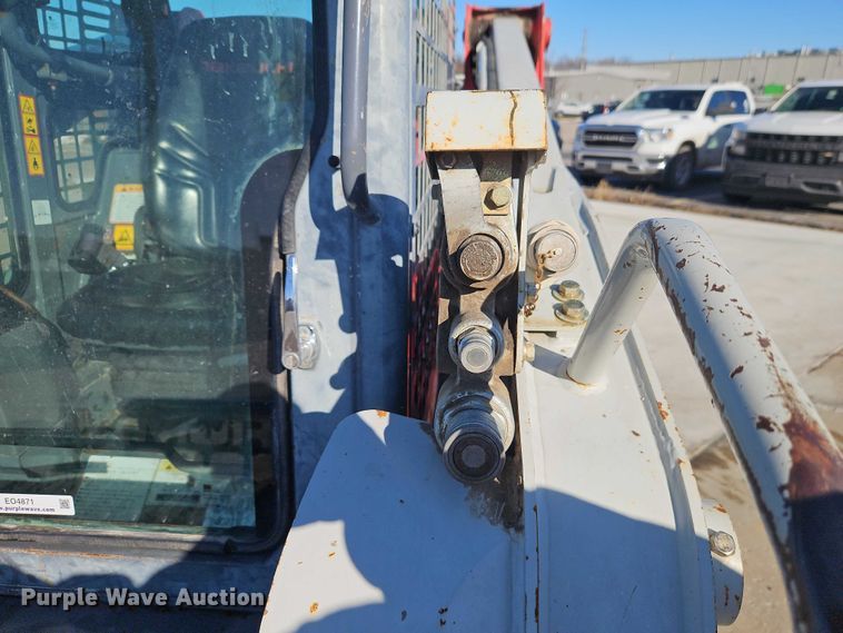 image for item EO4871 2012 Takeuchi TL250 tracked skid steer loader