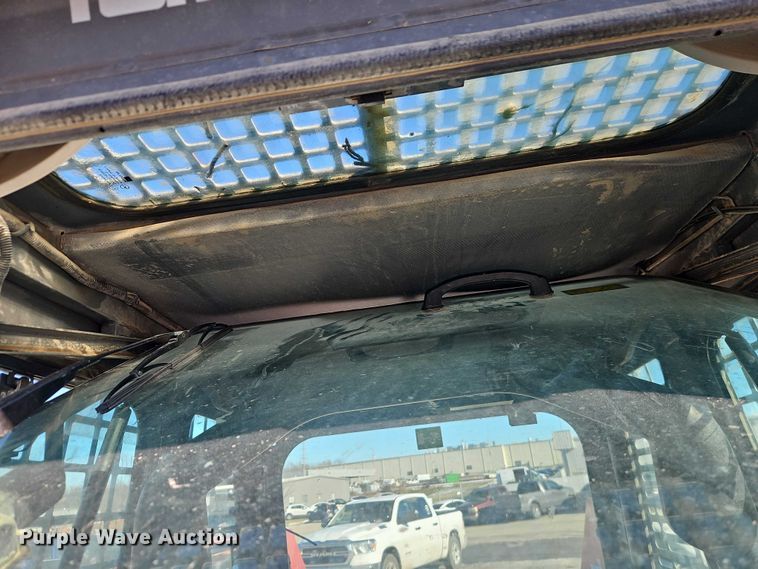 image for item EO4871 2012 Takeuchi TL250 tracked skid steer loader