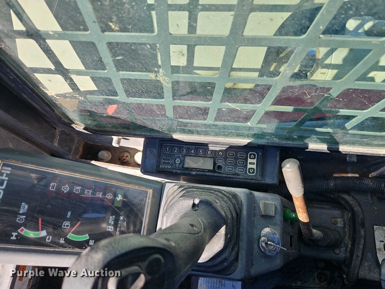 image for item EO4871 2012 Takeuchi TL250 tracked skid steer loader