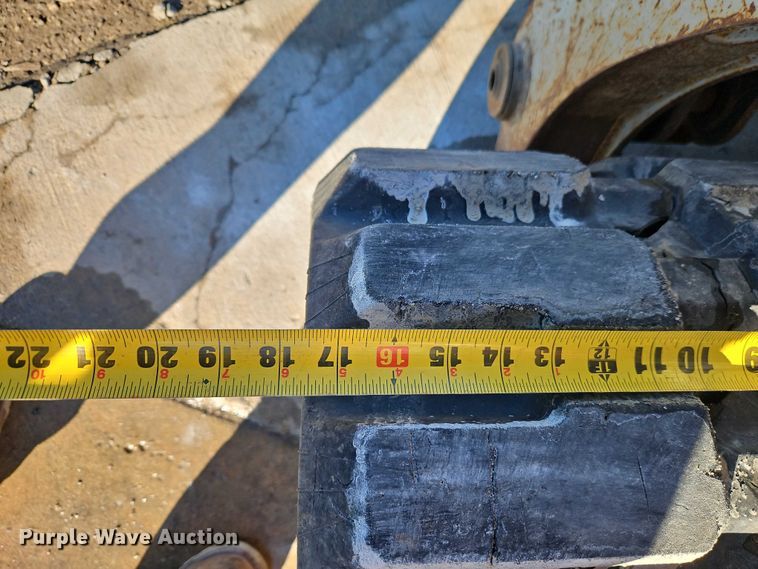 image for item EO4871 2012 Takeuchi TL250 tracked skid steer loader