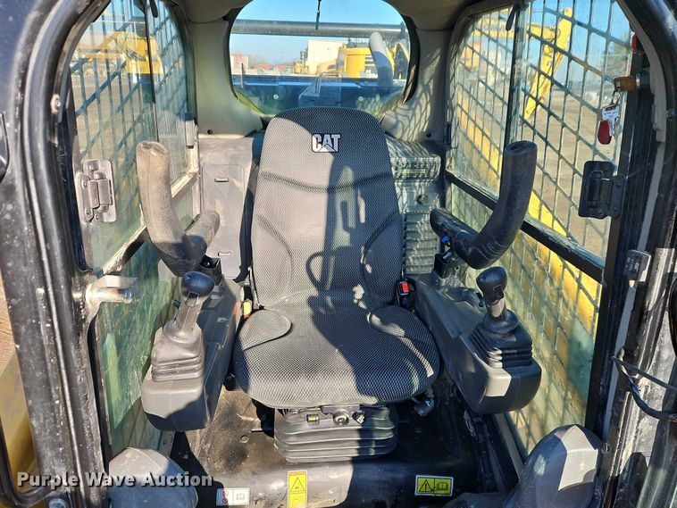 image for item EO4873 2022 Caterpillar 299D3 tracked skid steer loader