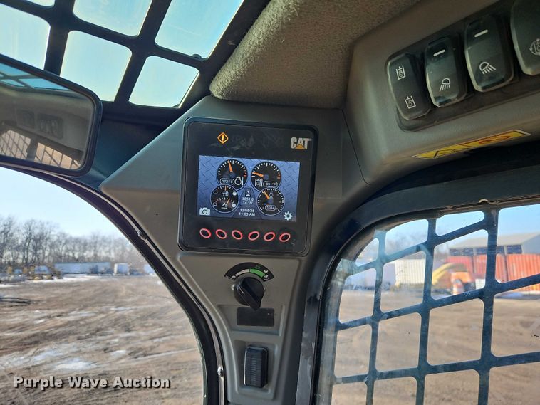 image for item EO4873 2022 Caterpillar 299D3 tracked skid steer loader