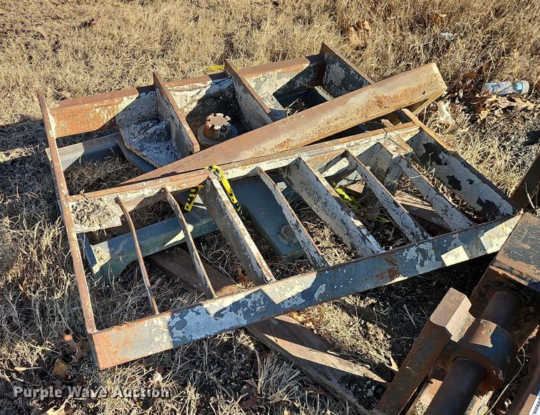 image for item EO4877 60