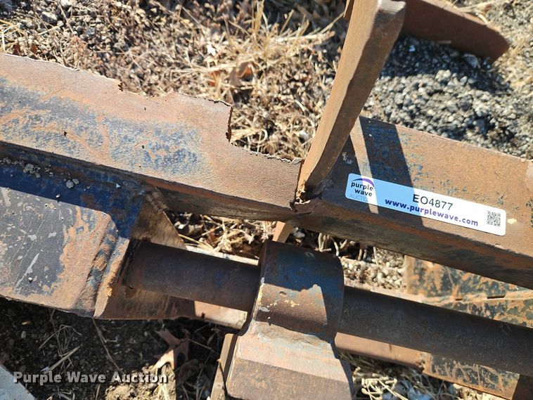 image for item EO4877 60