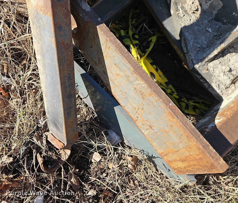 image for item EO4877 60