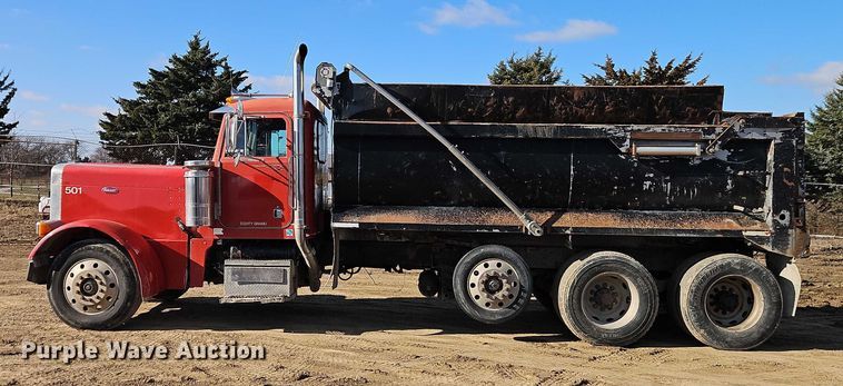 image for item EO4883 1995 Peterbilt 379 dump truck