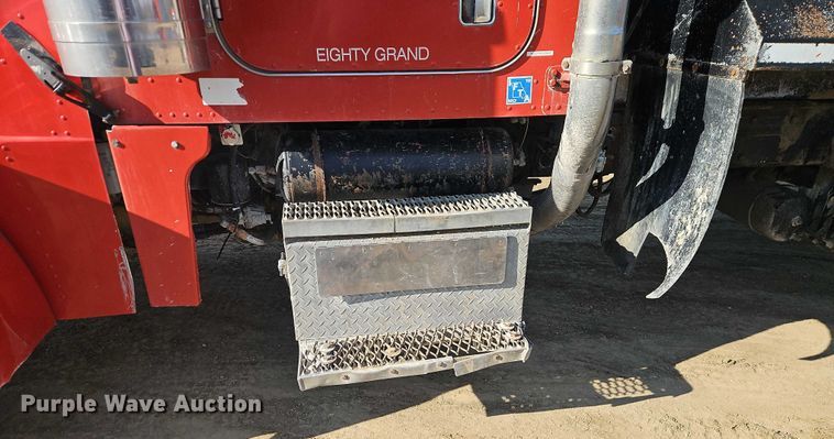 image for item EO4883 1995 Peterbilt 379 dump truck