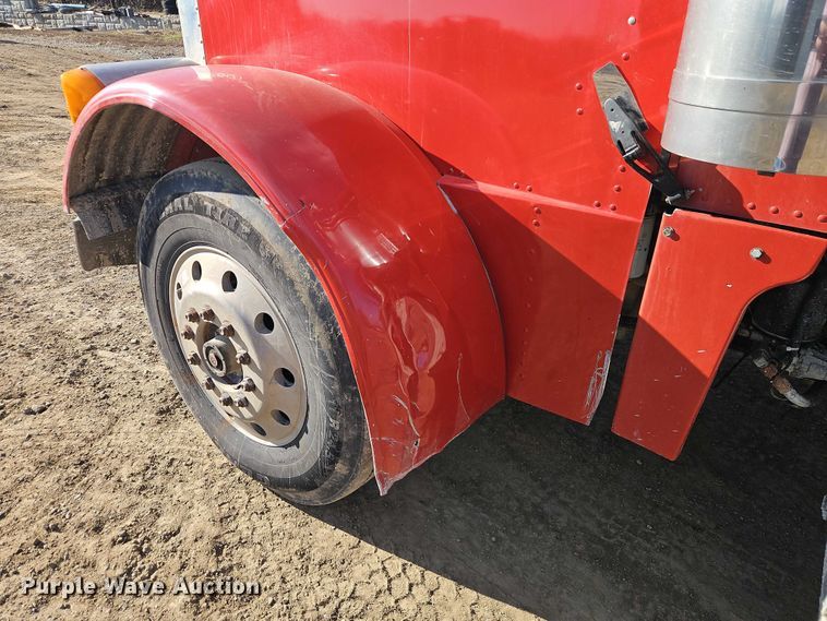 image for item EO4883 1995 Peterbilt 379 dump truck
