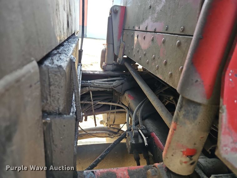 image for item EO4883 1995 Peterbilt 379 dump truck