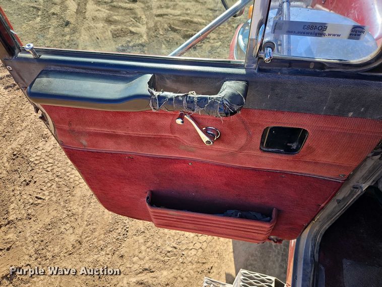 image for item EO4883 1995 Peterbilt 379 dump truck