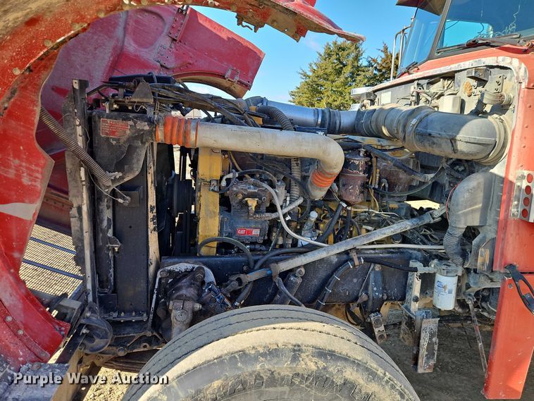 image for item EO4883 1995 Peterbilt 379 dump truck