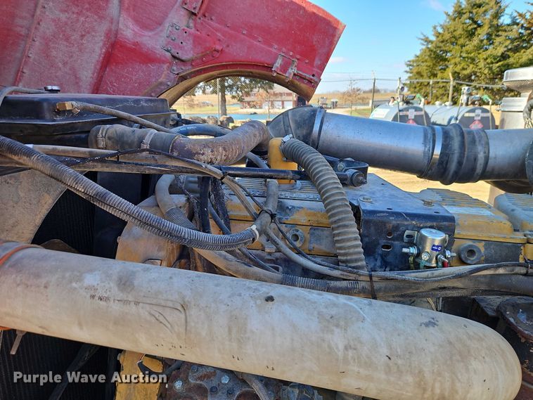 image for item EO4883 1995 Peterbilt 379 dump truck