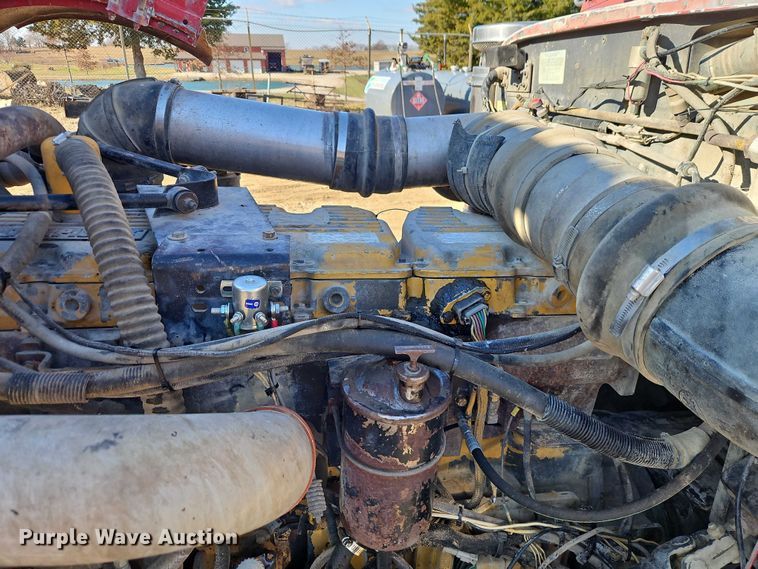 image for item EO4883 1995 Peterbilt 379 dump truck