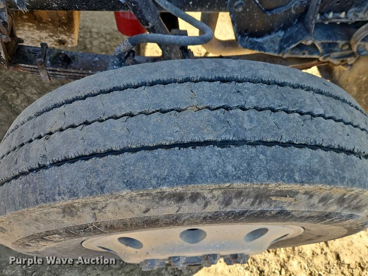 image for item EO4883 1995 Peterbilt 379 dump truck