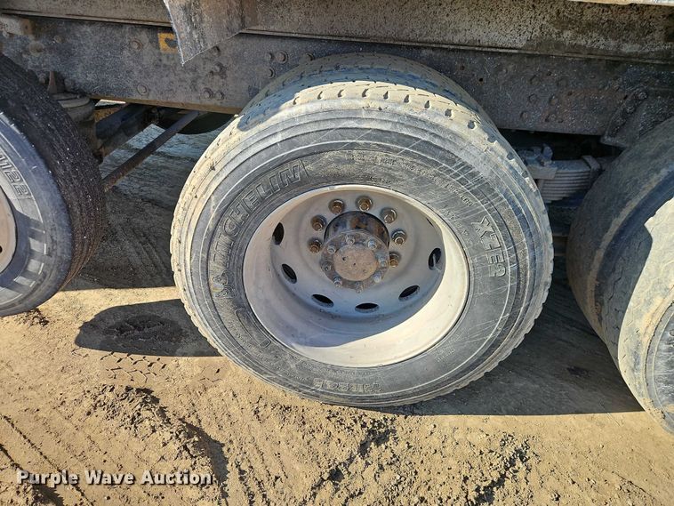 image for item EO4883 1995 Peterbilt 379 dump truck