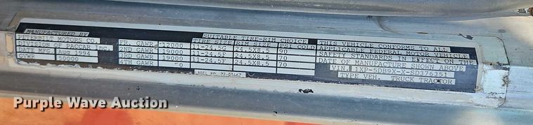 image for item EO4883 1995 Peterbilt 379 dump truck