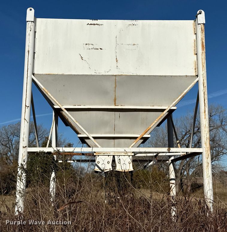 image for item EP0989 Aggregate bin