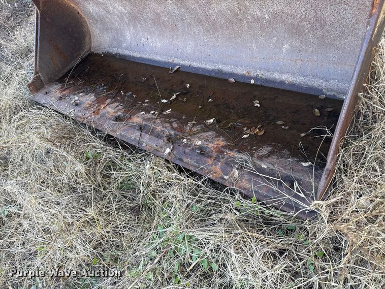image for item EP0990 1983 Case 480D landscape tractor