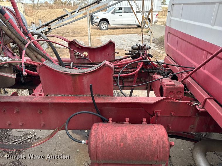 image for item EP0996 1995 Mack RD690S ready mix truck