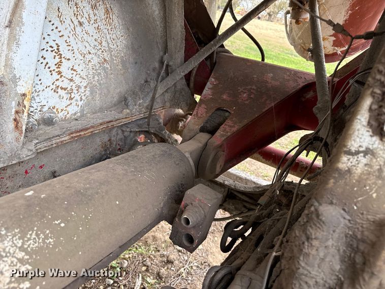 image for item EP0996 1995 Mack RD690S ready mix truck