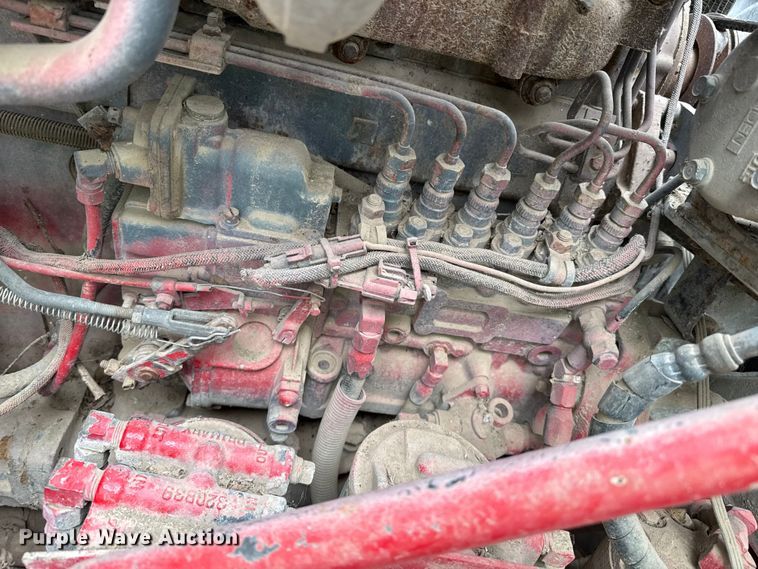 image for item EP0996 1995 Mack RD690S ready mix truck