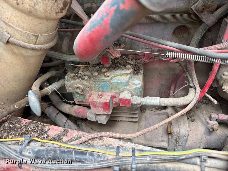 image for item EP0996 1995 Mack RD690S ready mix truck