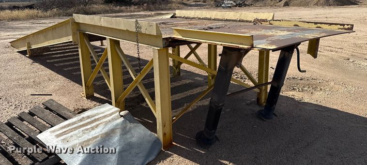 image for item EP0997 Loading dock