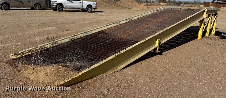 image for item EP0997 Loading dock