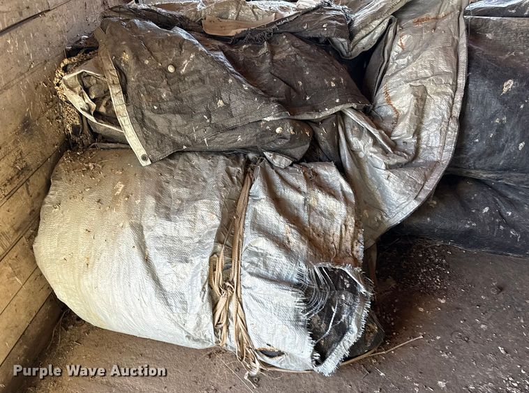 image for item EP0999 Approximately 40 concrete blankets