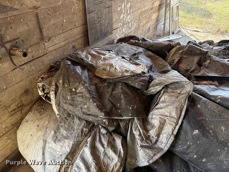 image for item EP0999 Approximately 40 concrete blankets