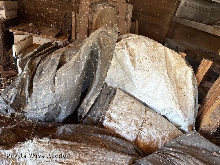 image for item EP0999 Approximately 40 concrete blankets