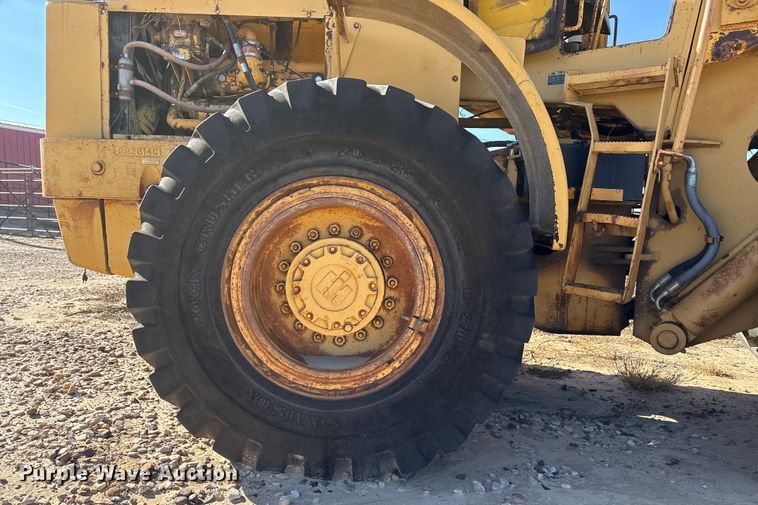 image for item EP2541 International Harvester H65 wheel loader